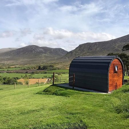 فندق Gorse Hill Glamping نيوكاسل المظهر الخارجي الصورة